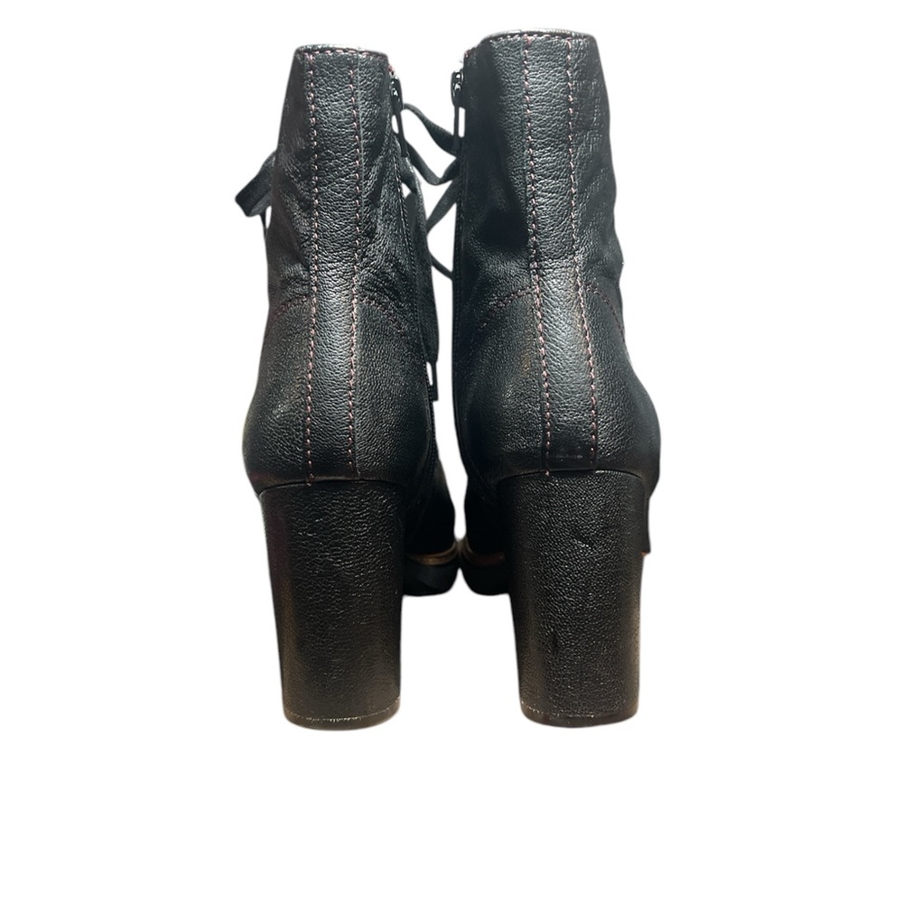 Heeled leather boots - Picture 5 of 9